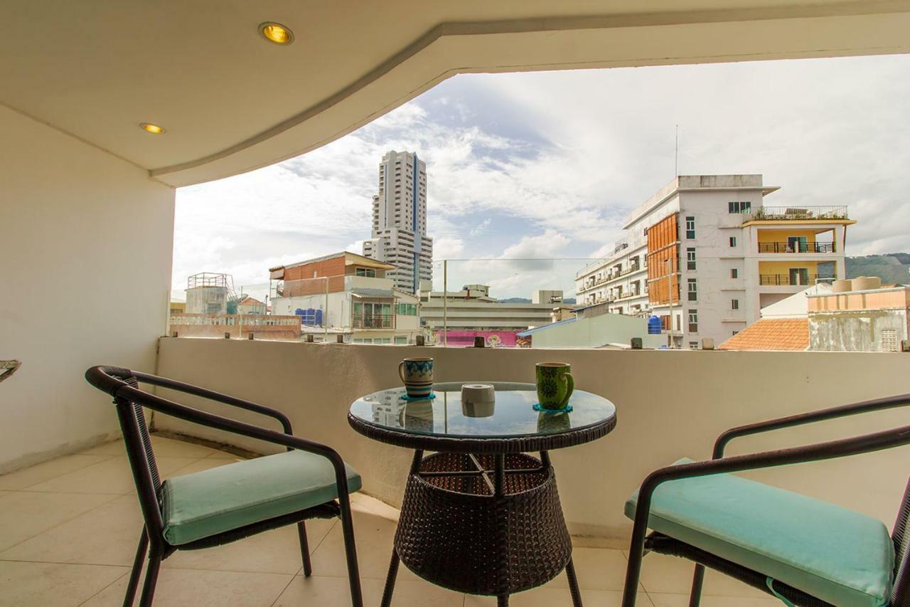 Patong Heritage Apartment By Alexanders 외부 사진
